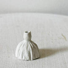 Afbeelding in Gallery-weergave laden, Lotus wierookhouder/vaasje (klein)
