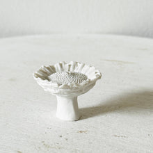 Afbeelding in Gallery-weergave laden, Protea Wierookvaasje
