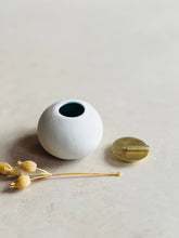 Afbeelding in Gallery-weergave laden, Porseleinen Doosje
